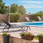 Villa Nada For 10 People With Pool & Integrated Whirlpool